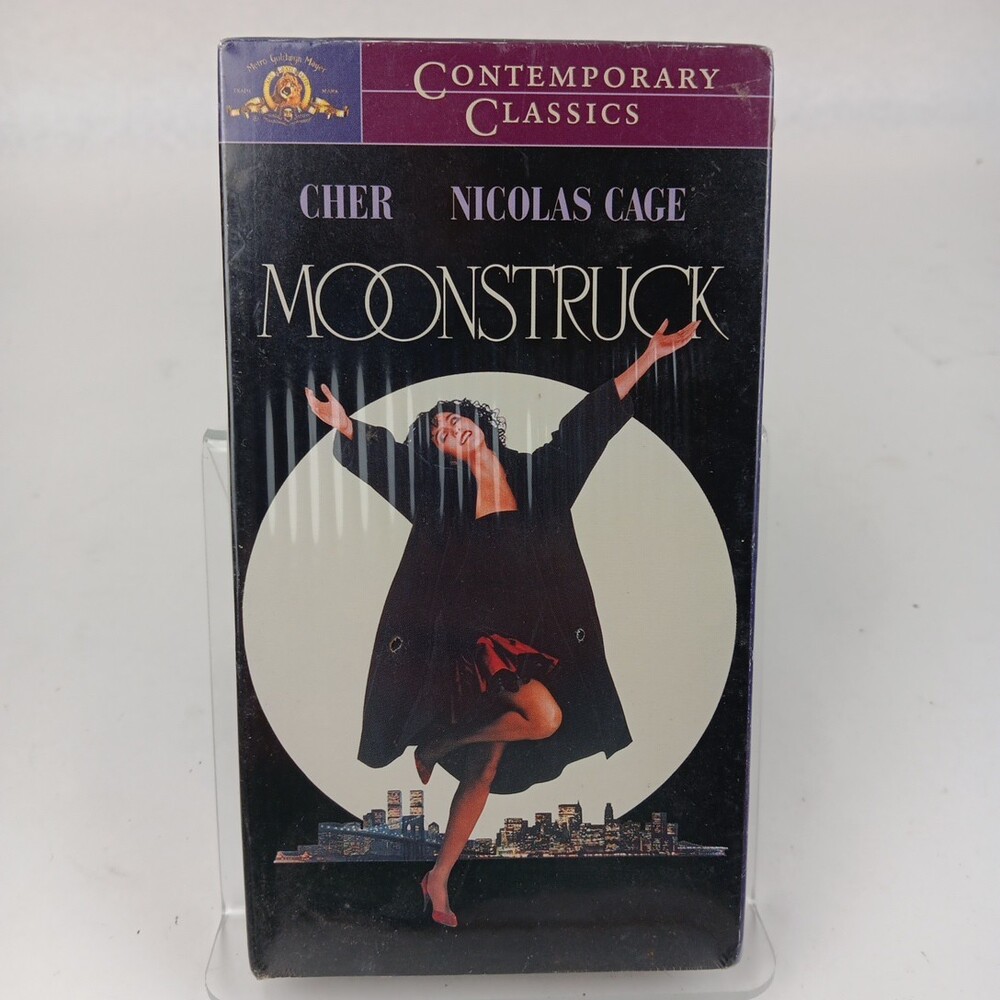 Moonstruck (VHS, 1996, MGM/UA) Cher/Nicolas Cage/Vincent Gardenia/Danny Aiello!